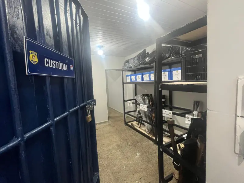 notícia: Projeto da Polícia Científica treina servidores para preservação correta de provas criminais