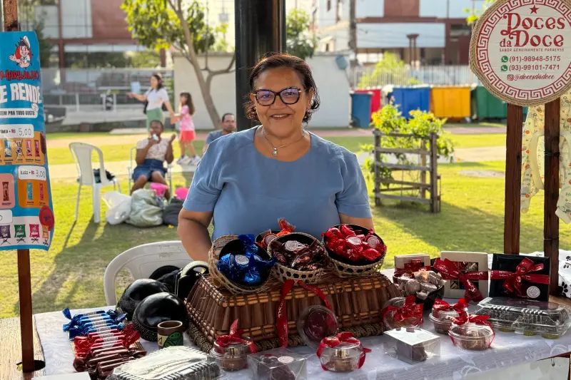 notícia: Feira do Empreendedorismo Inclusivo movimenta Porto Futuro com criatividade