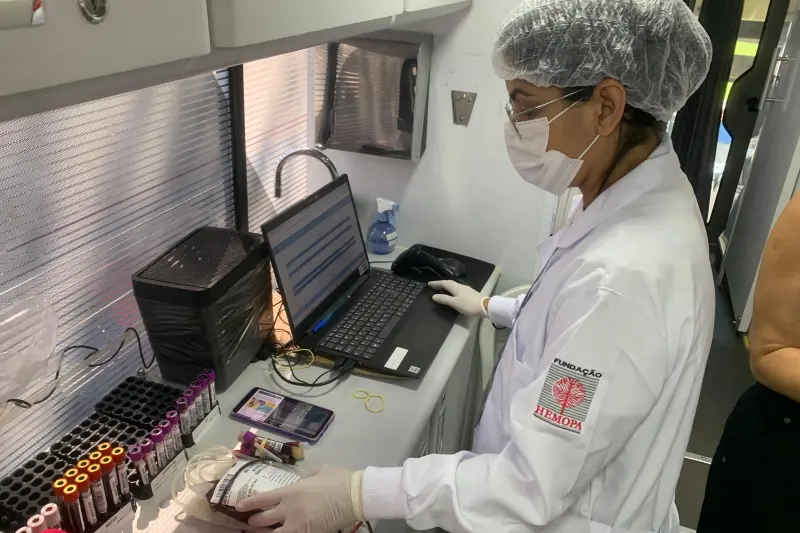 notícia: Campanha do Hemopa e Seduc leva solidariedade e coleta de sangue ao bairro de Icoaraci, em Belém