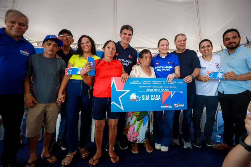 notícia: Famílias de Santa Luzia do Pará recebem auxilio habitacional para construção da casa própria 