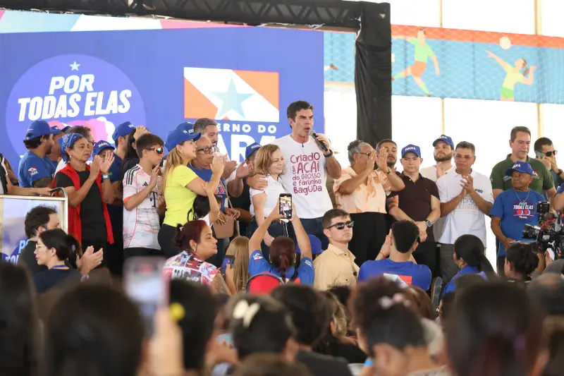 notícia: Moradores do Guamá têm acesso a serviços de saúde e cidadania em mais uma edição do 'Por Todas Elas'