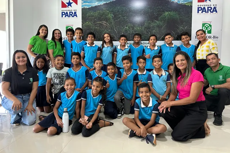 notícia: Estudantes de São Geraldo do Araguaia exploram riquezas naturais e culturais da Serra das Andorinhas em visita ao Ideflor-Bio