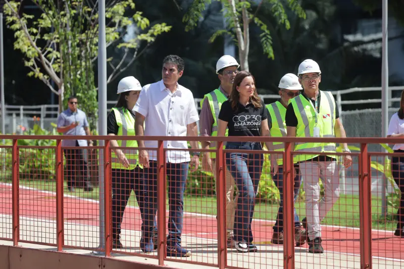 notícia: Governador Helder Barbalho e vice-governadora Hana Ghassan vistoriam obras da Nova Doca
