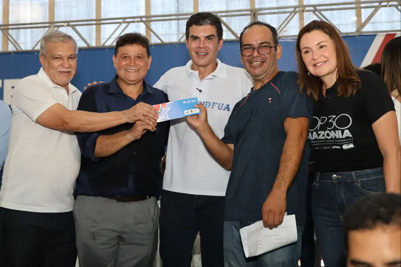 notícia: Famílias de Piçarra conquistam sonho da casa própria  