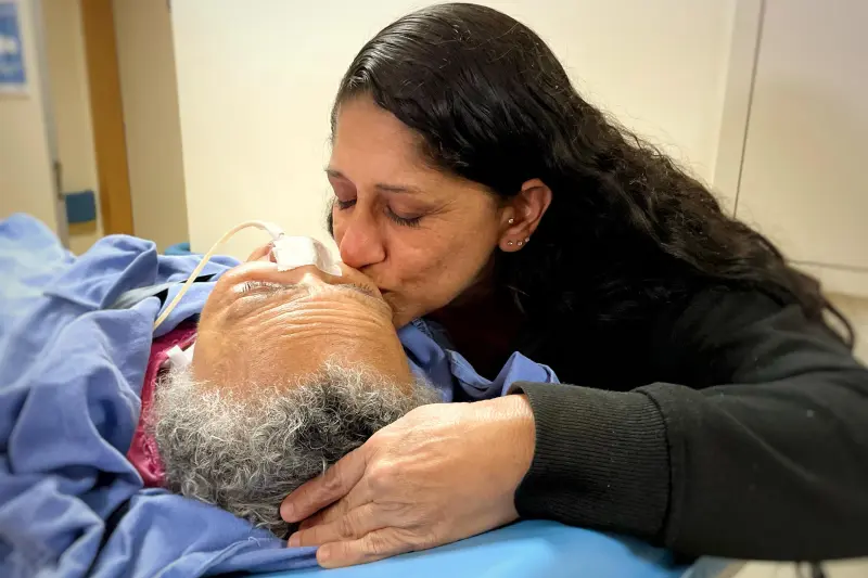 notícia: Paciente de 74 anos recebe alta após oito meses internada no Hospital Abelardo Santos