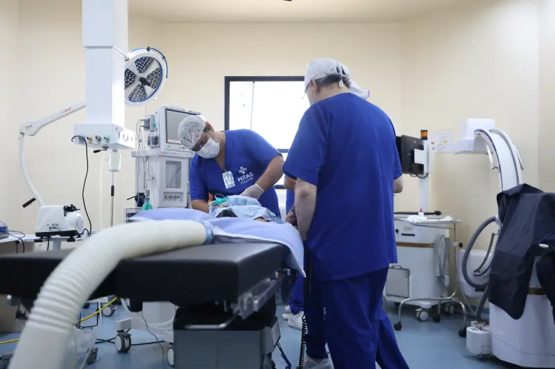 notícia:  Sespa apoia ação solidária de cirurgias em crianças com deformidades nas mãos