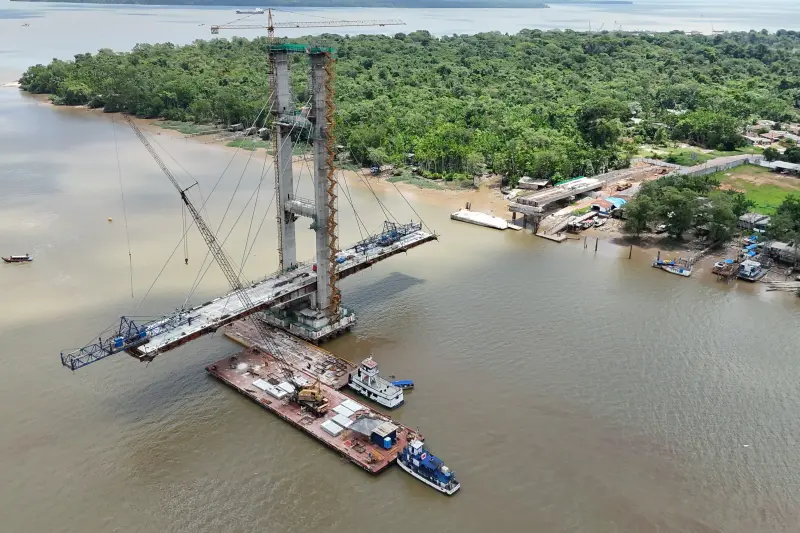 notícia: Obra da nova ponte Icoaraci/Outeiro segue normalmente após acidente com embarcação