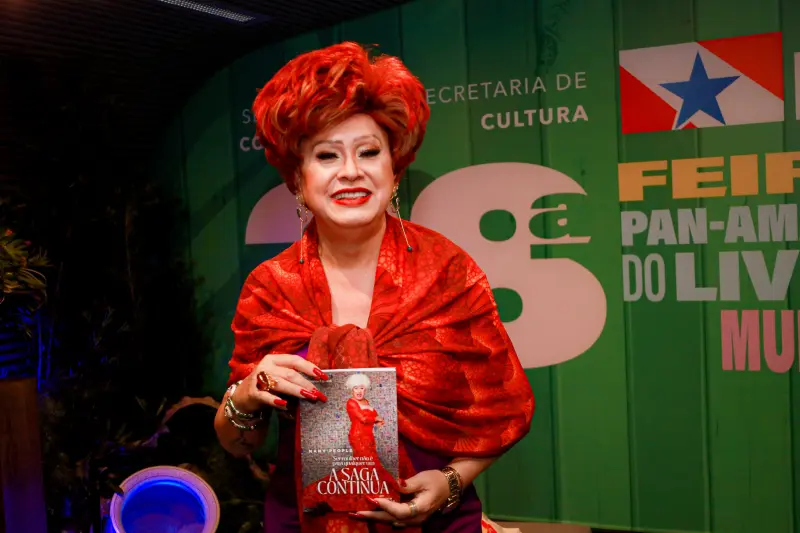 notícia: Nany People encanta o público na 28ª Feira Pan-Amazônica do Livro com música, memória e representatividade
