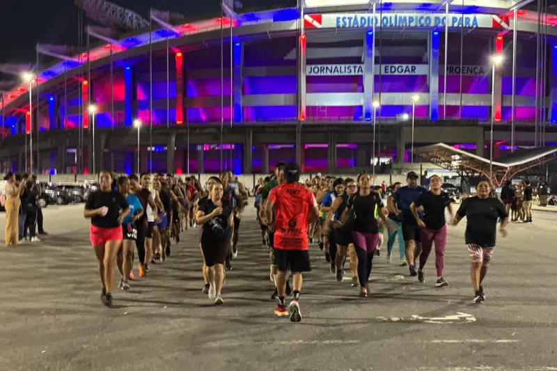 notícia: Aulão de corrida e condicionamento físico reúne mais de mil pessoas no Mangueirão