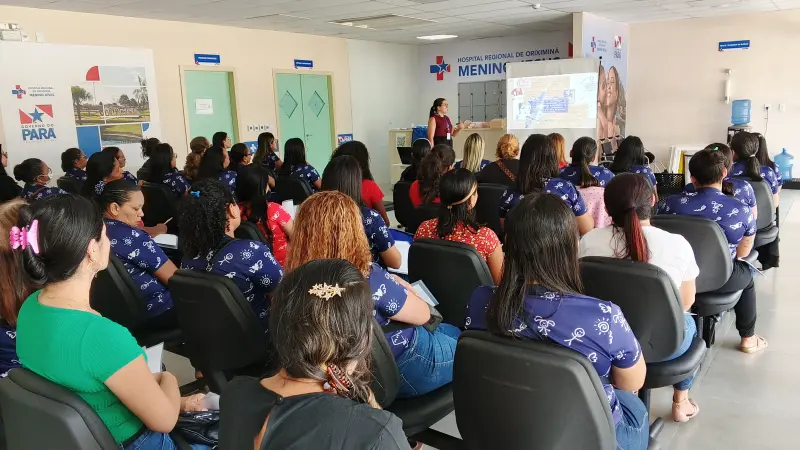 notícia: Hospital Regional de Oriximiná realiza capacitação para professores sobre a Lei Lucas