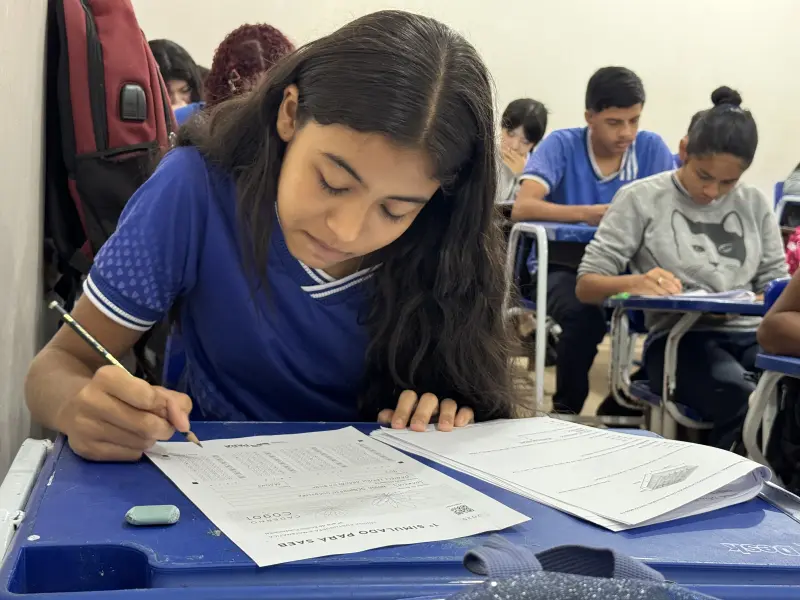 notícia: Seduc reforça com simulado preparação dos estudantes para a prova do Saeb