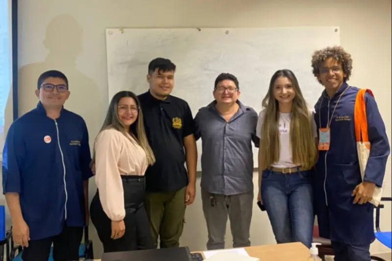 notícia: Escola Estadual de Tempo Integral promove protagonismo e inclusão com projeto de fantoches, em Quatipuru