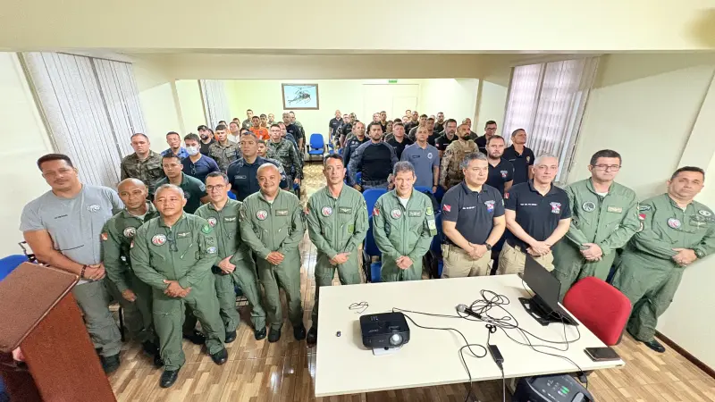 notícia: Mais de 50 agentes de segurança fazem curso intensivo em uso de drones