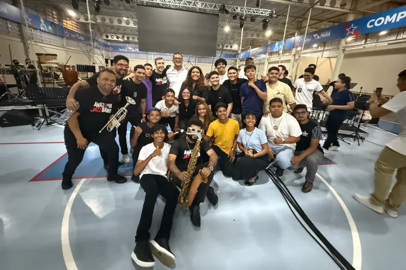 notícia: Espetáculo da Amazônia Jazz Band encanta público em Abaetetuba