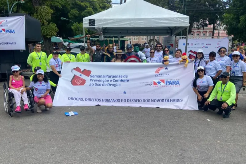 notícia: Governo do Pará promove blitz educativa contra as drogas na Praça da República