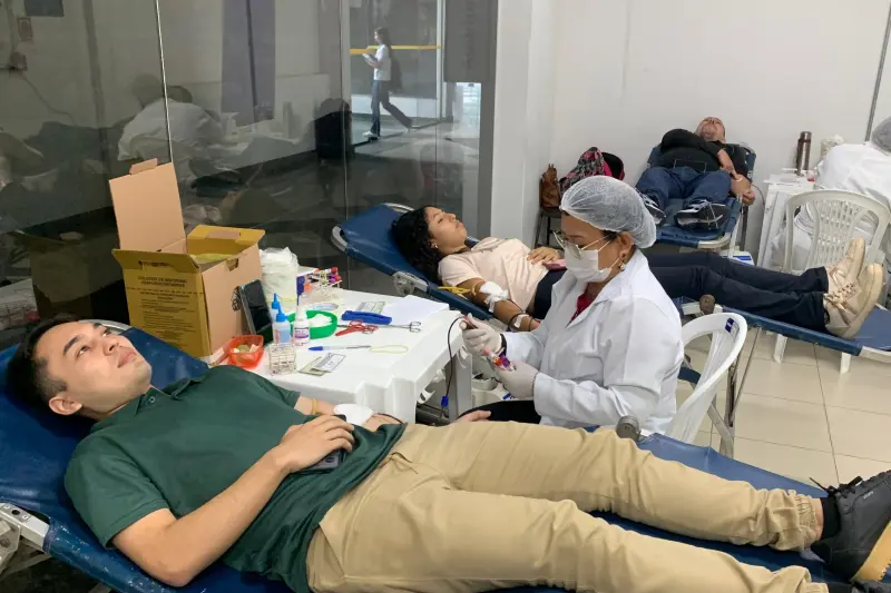 notícia: Hemopa e IFPA mobilizam alunos e comunidade em campanha de doação de sangue, no bairro do Marco