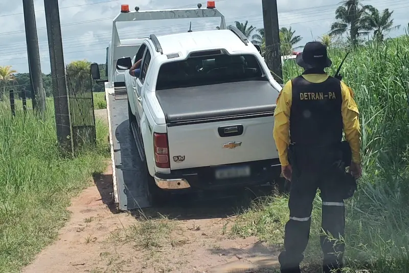 notícia: Detran recupera carro roubado em Castanhal, na Região de Integração (RI) Guamá