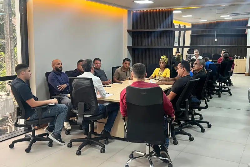 notícia: Governo do Estado intermedeia acordo e garante reajuste menor em passagens de barco no Marajó