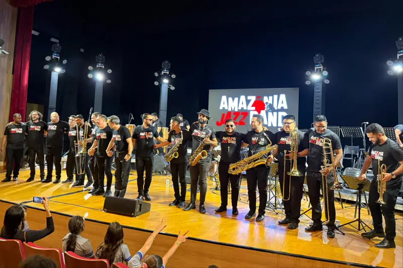 notícia: Amazônia Jazz Band realiza concerto didático para estudantes em Marabá