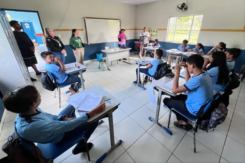 notícia: Educação ambiental fortalece vínculo de alunos com a floresta em Reserva de Desenvolvimento Sustentável no Pará