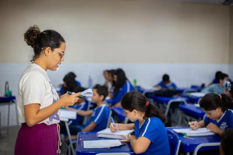 notícia: Seduc abre seleção de estagiários-bolsistas de nível superior; saiba como participar