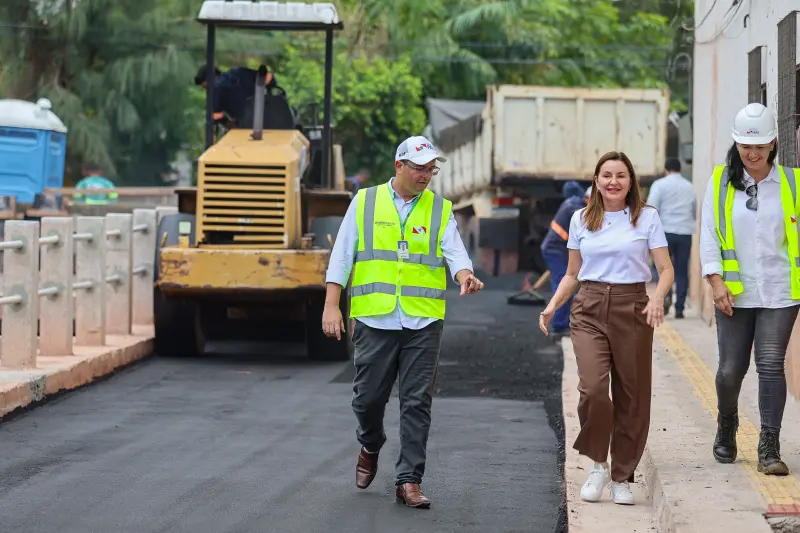 notícia: Governo do Pará avança com asfalto em obra de macrodrenagem do Canal Nina Ribeiro, em Belém
