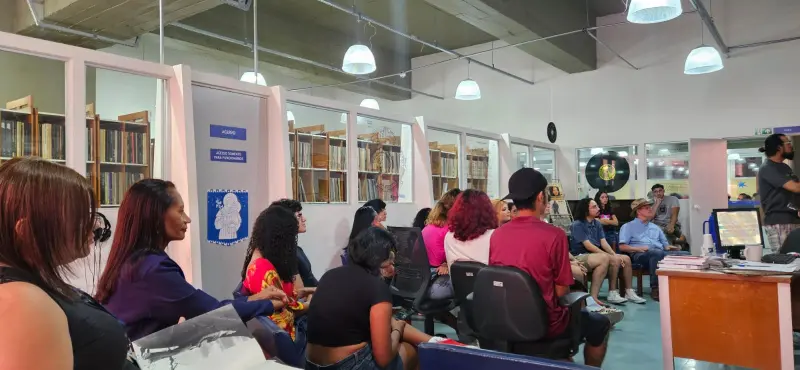 notícia: Fundação Cultural do Pará realiza audição de vinil em comemoração aos 70 anos de Marina Lima