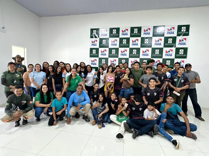 notícia: Estudantes visitam Parque Estadual da Serra dos Martírios/Andorinhas e APA Araguaia