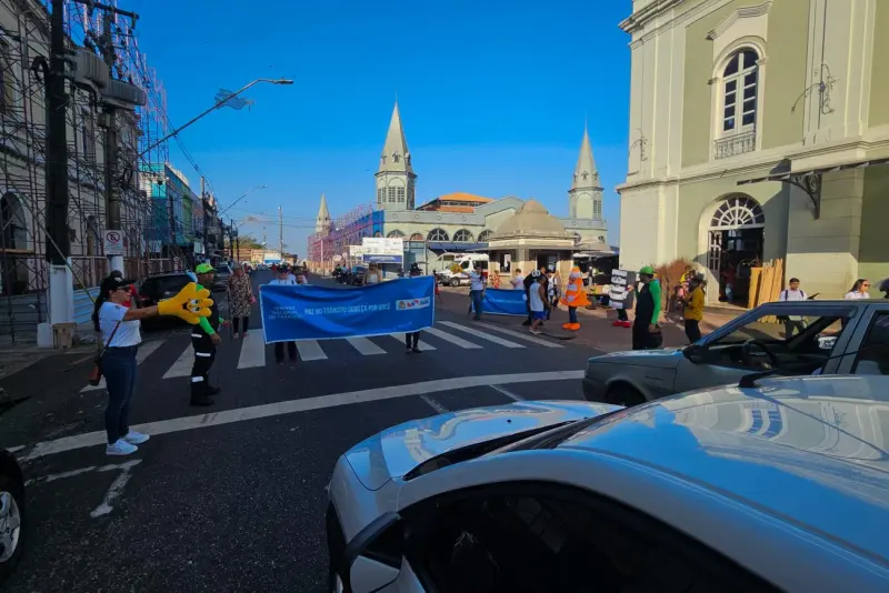 notícia: Detran realiza Semana Nacional de Trânsito com blitz educativa e debate sobre trânsito 
