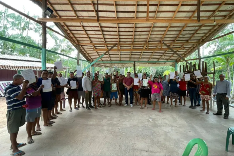 notícia: Emater beneficia 50 famílias com Cadastro Nacional da Agricultura Familiar em Belém