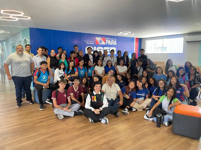 notícia: Estudantes da rede estadual apresentam produções do projeto MídiaCOP em Belém