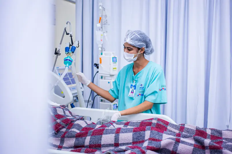 notícia: Após 110 dias internado, vaqueiro recebe alta no Hospital Regional de Marabá