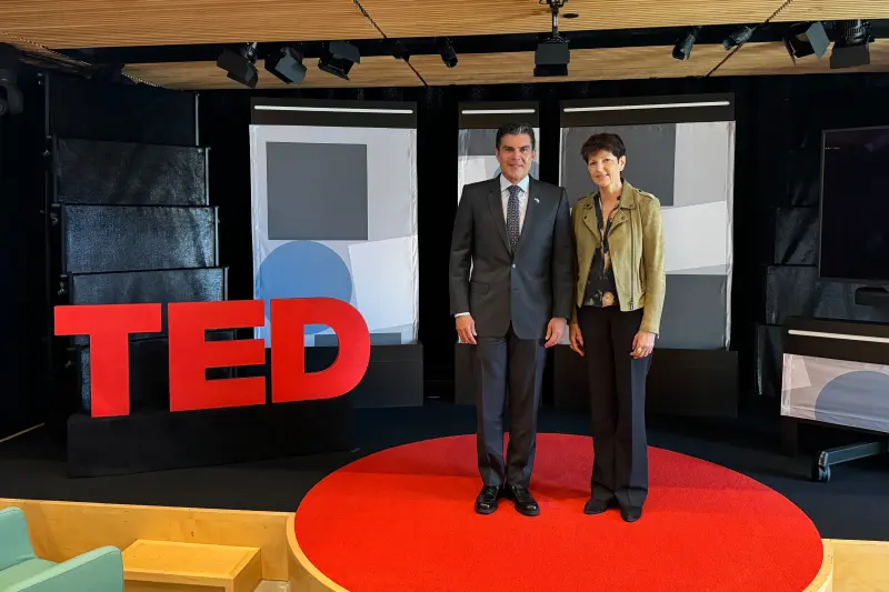 notícia: Em Nova Iorque, Helder Barbalho celebra estreia da “Casa TED” na COP30 em Belém