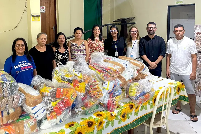 notícia: Governo do Pará entrega cerca meia tonelada de alimentos arrecadados durante as inscrições do concurso “Olhar de Servidor”