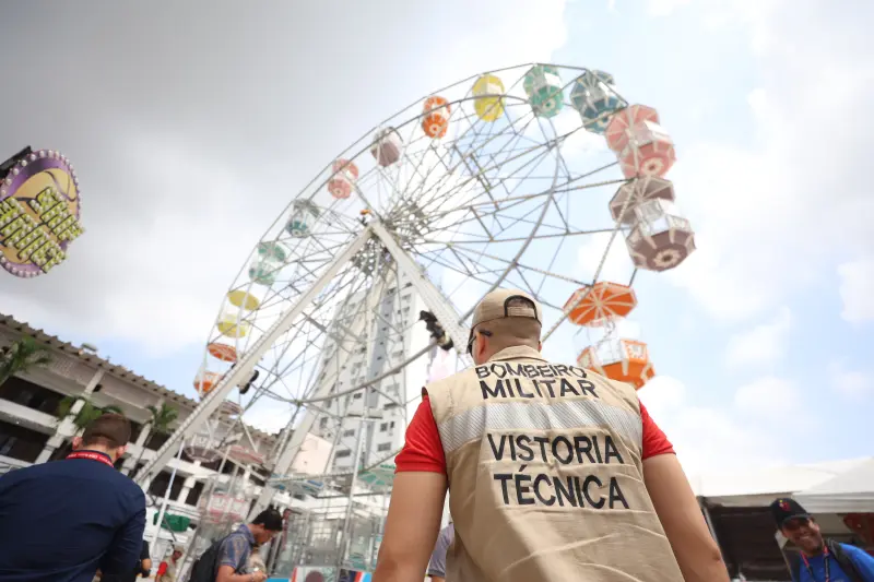 notícia: Corpo de Bombeiros vistoria Parque de Diversões