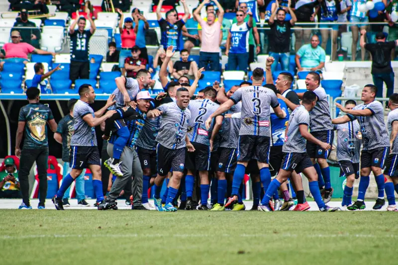 notícia: Estádio Mangueirão recebe a final da 6ª edição da Liga dos Quartéis de Futebol