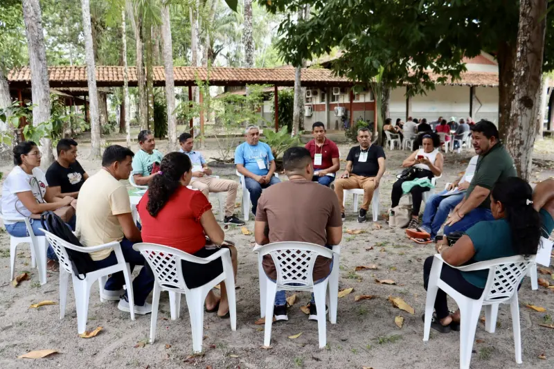 notícia:  Governo do Pará promove consulta a comunidades tradicionais sobre Sistema Jurisdicional de REDD+ em Abaetetuba