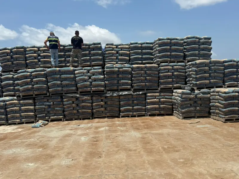 notícia: Sefa apreende 70 mil sacos de cimento irregulares em Santarém