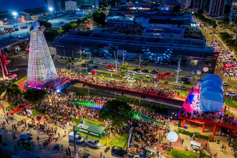 notícia: Amazônia Jazz Band anima público no Parque Linear da Nova Doca com o show “Tarde Latina”