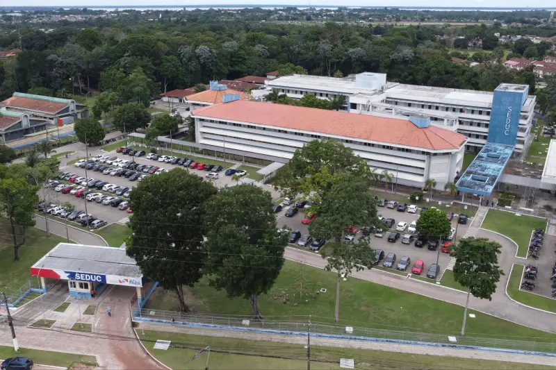 notícia: Seduc realiza pagamento do Fundef aos profissionais da educação na sexta-feira (10)