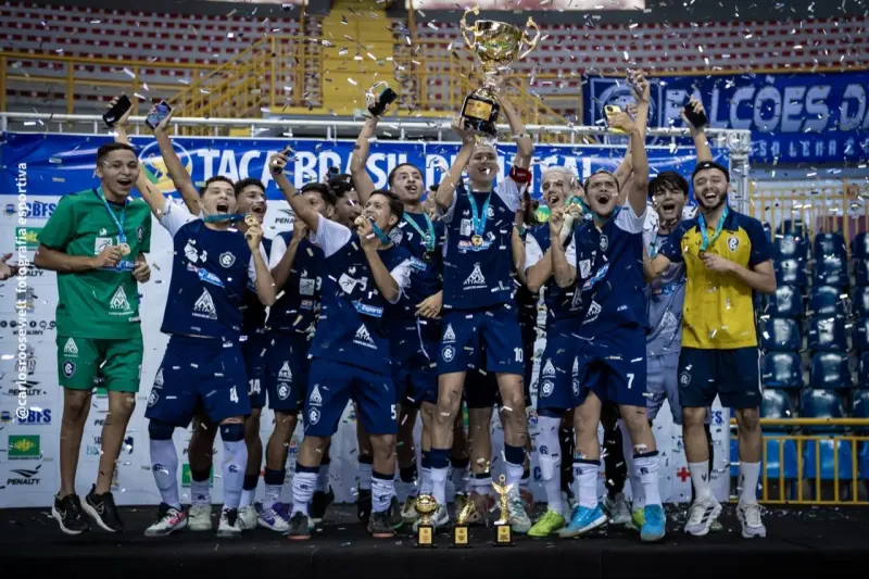 notícia: Com apoio do Estado, Remo Sub-18 conquista a Taça Brasil de Futsal