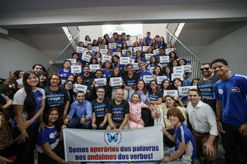 notícia: Governo do Pará entrega a 172ª escola reconstruída e modernizada na capital