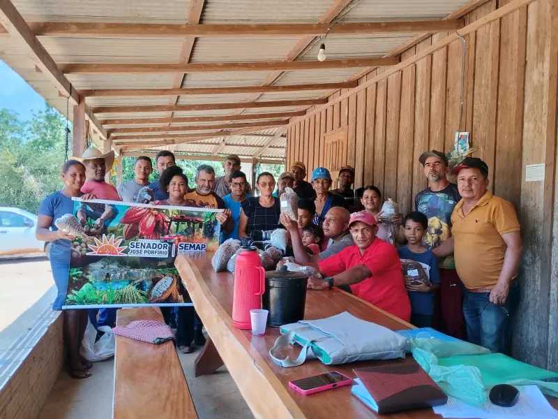 notícia: Emater entrega para mais de 30 famílias o Cadastro Nacional da Agricultura Familiar em Senador José Porfírio