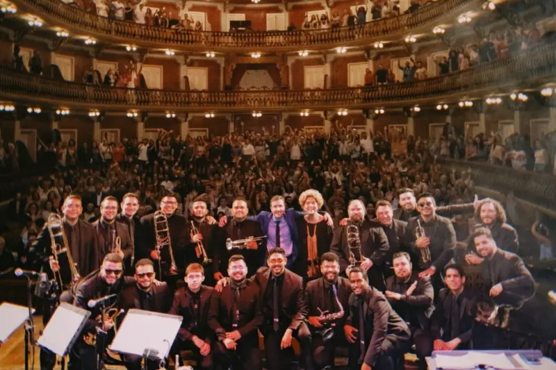 notícia: Espetáculo ‘Ritmos brasileiros e paraenses’ encanta público no Theatro da Paz em Belém