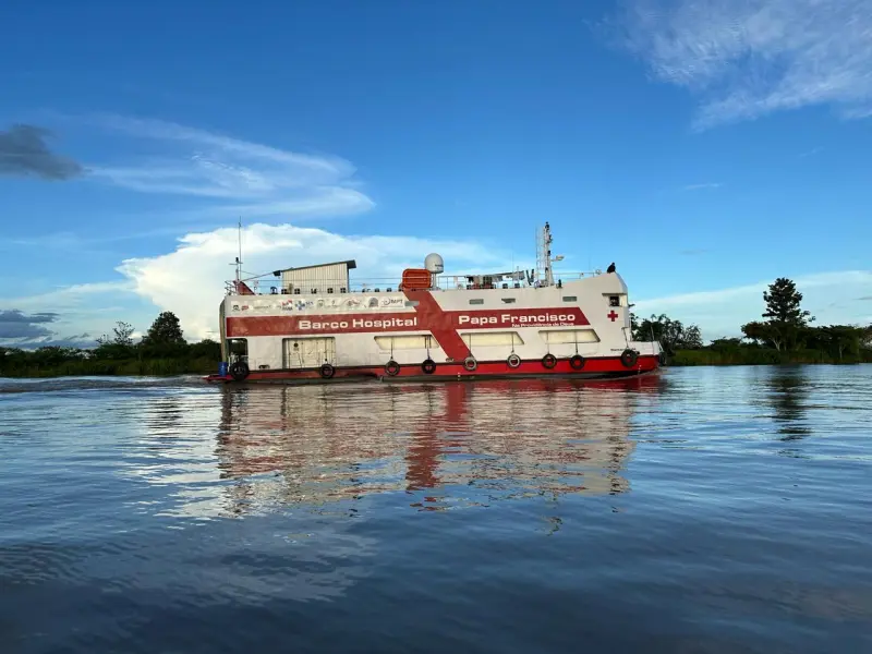 notícia: Embarcações ampliam atendimento à saúde da população em Belém durante a COP 30