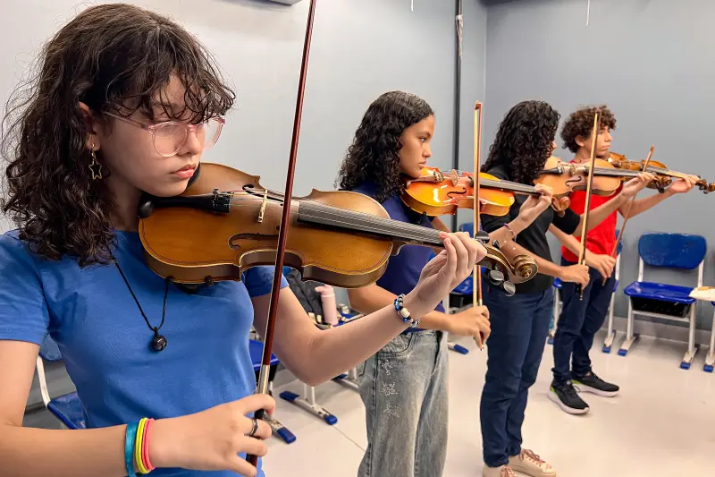 notícia: Alunos de Usinas da Paz levarão arte coletiva ao cenário da COP30